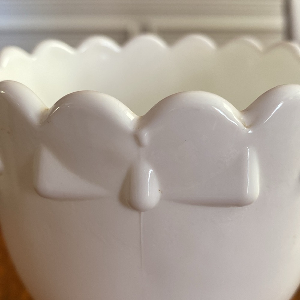 Milk Glass - Picture 2 of 6